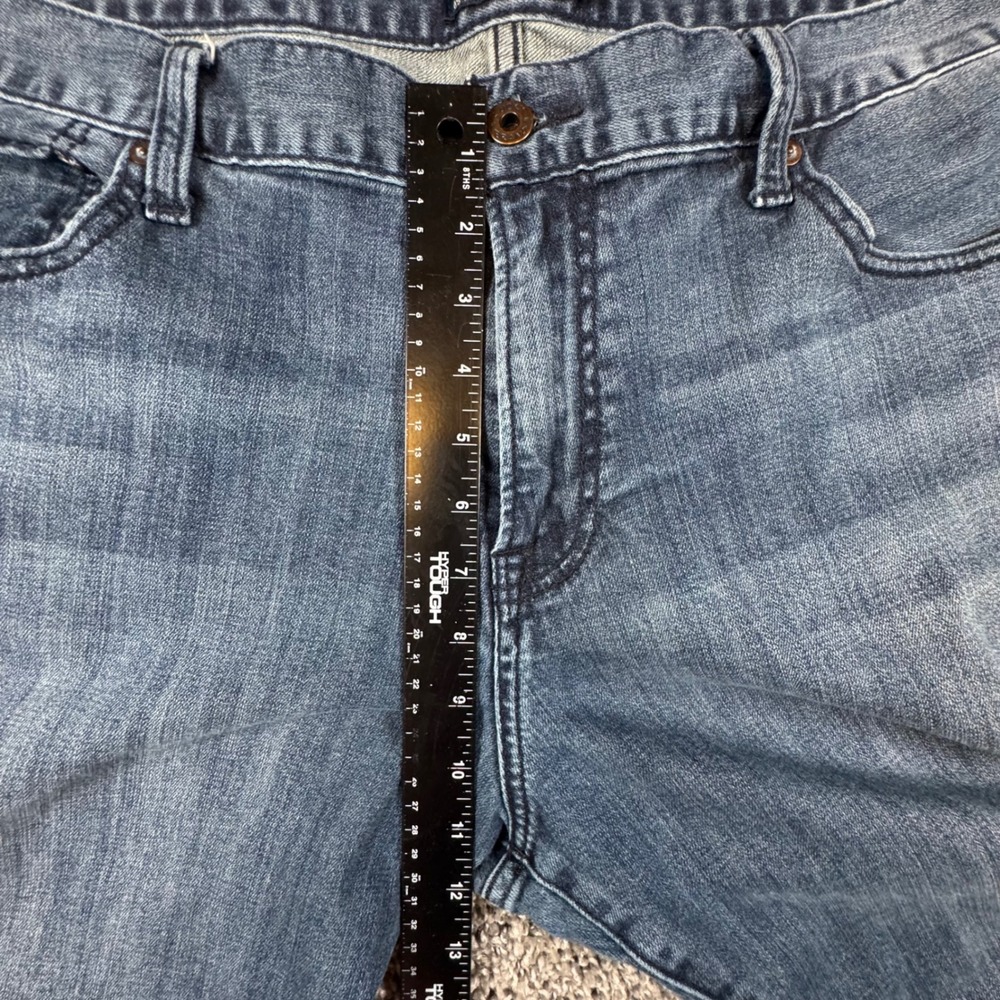 Lucky Brand 221 Original Straight Mens 40x30 Blue Denim Stretch Jeans - Picture 9 of 11